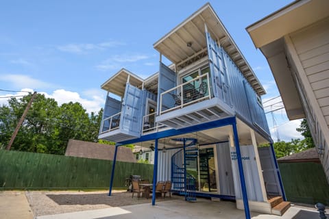 This is the right pod apartment located in the 2nd floor of the container unit.