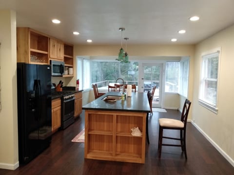 Full kitchen with large island. 