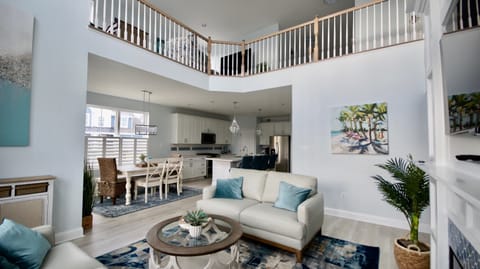 Gorgeous Spacious Living area