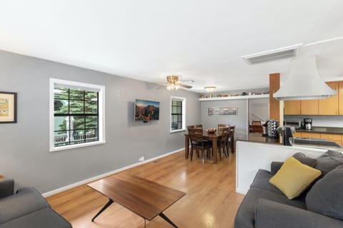 Main Entry Sitting Area with TV