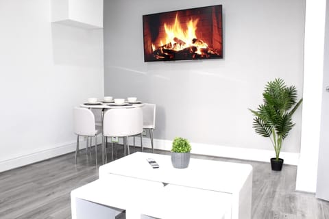 steeden apartment