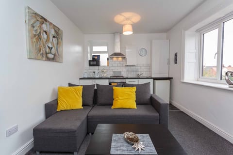 Living Room / Lounge