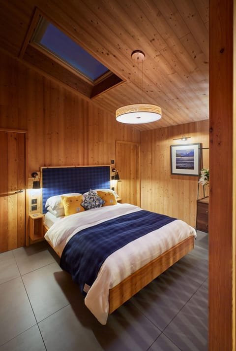 Activities & Experiences