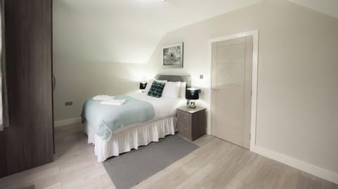 Deluxe Penthouse - Bedroom