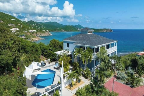 Tradewinds of Hart Bay - your tropical island retreat