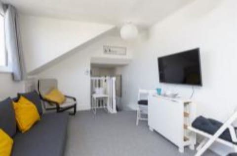 Living Room / Lounge