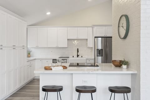 Our kitchen is modern, comfortable, and full of amenities.