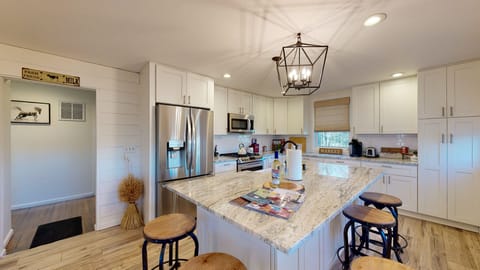 Fully Stocked Chefs Kitchen,  Stainless Steel Appliances, Heated Floor