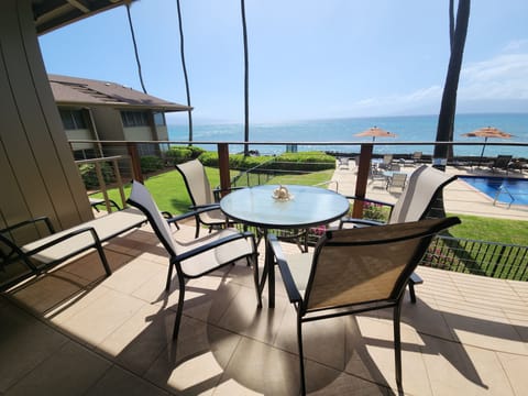Gorgeous direct ocean and outer island views!