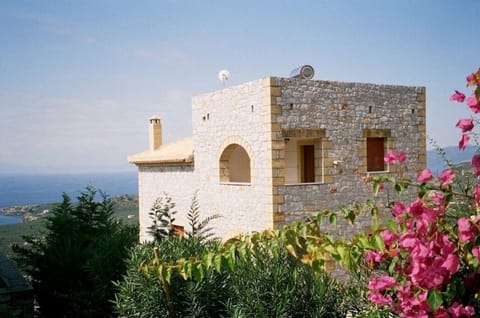Villa ISMINI