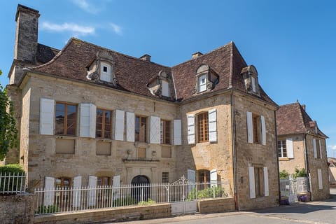 The renaissance facade of the "domaine de Vielcastel"