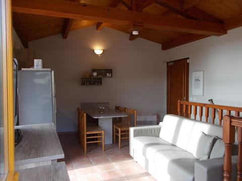 Kitchen / Living room