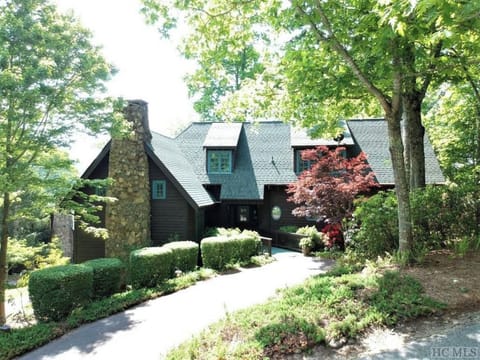 Papa's Place Cashiers NC