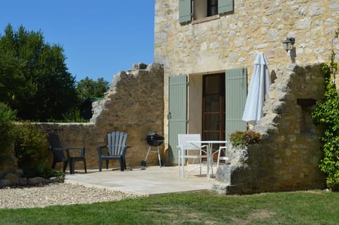 Gite 1 Pondside Private Terrace