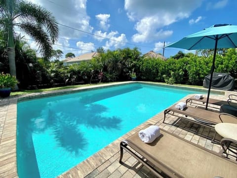 Lounge in sun or shade! Beach/pool Towels provided for your convenience 