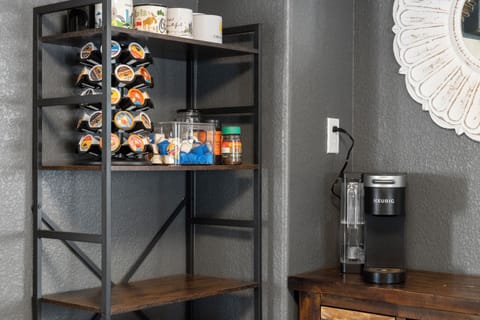 New (May 2025) Keurig with pods and flavored creamers for guests 