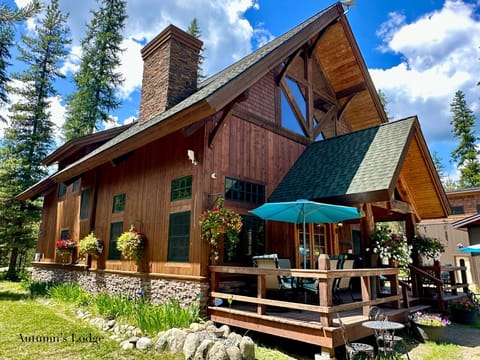 Work outside on your laptop! High speed Starlink internet for all your devices!