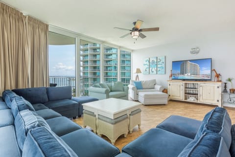 Caribe Resort B607 Living Room