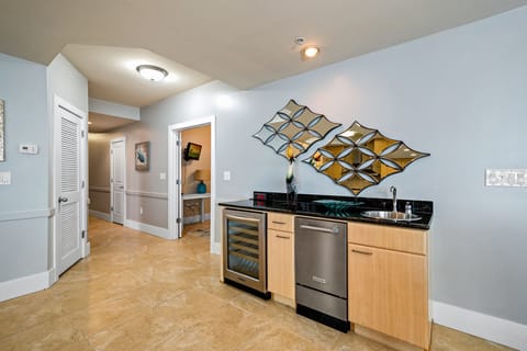 Caribe Resort C1202 Wet Bar