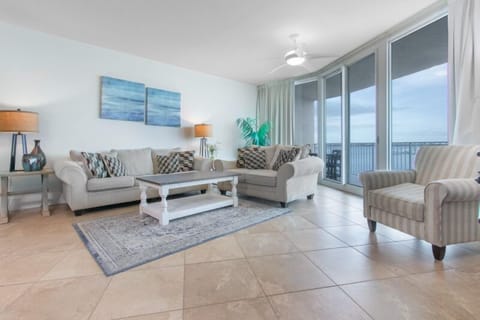 Caribe Resort D208 Living Room