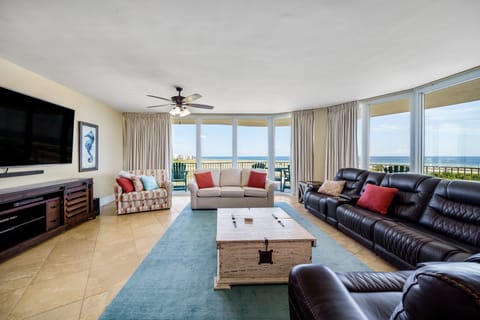 Caribe Resort D510 Living Room