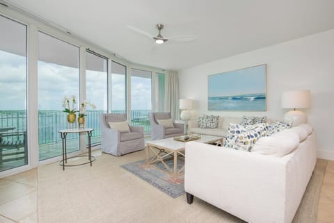 Caribe Resort D806 Living Room