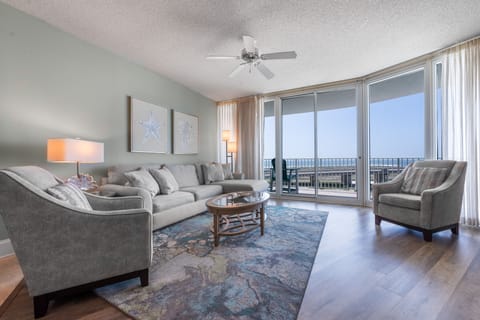 Caribe Resort B816 Living Room