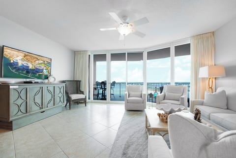 Caribe Resort B1003 Living Room