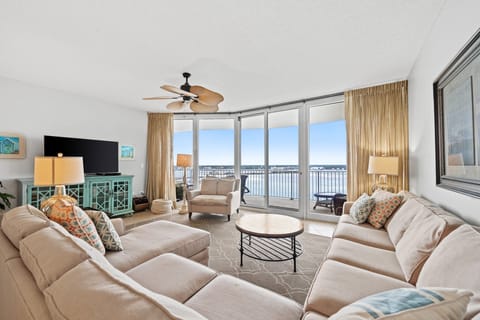 Caribe Resort B1106 Living Room