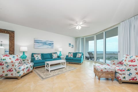 Caribe Resort C1016 Living Room