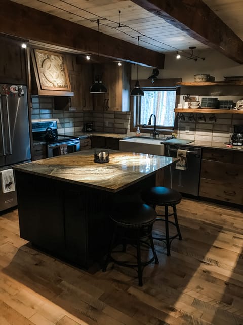 A fully stocked kitchen to prepare your favorite meals.