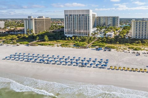 Right on the beautiful Beach!