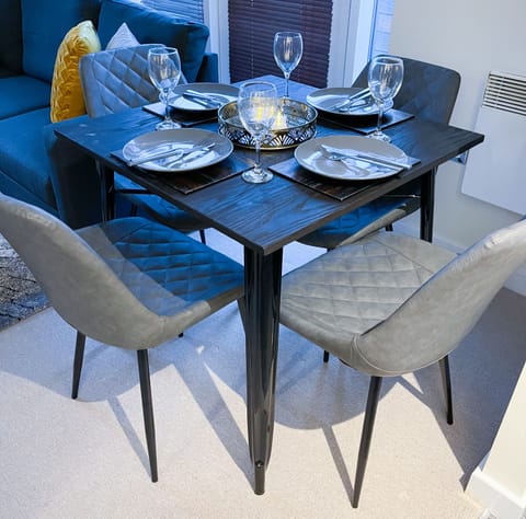 4 Seat Dining Table