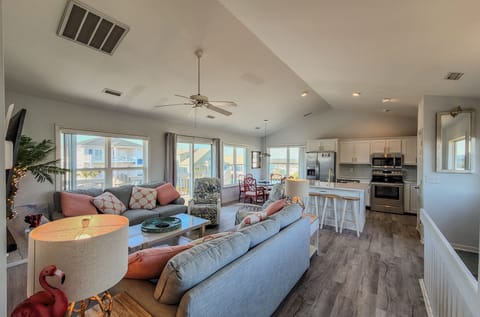 1421 Carolina Blvd (Reel Em In [Int Ext]) - watermarked-08