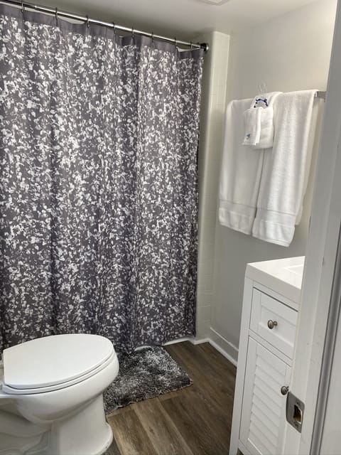 4cd05e22-cf47-4264-8d4d-a33df9dc2f56