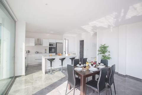 Dining Area with table and chairs to seat 6 people
