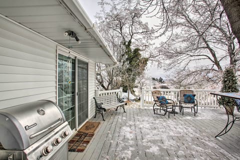 Furnished Deck | Gas Grill | Main Floor