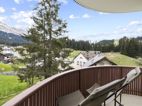 Cloud, Sky, Daytime, Property, Building, Plant, Tree, Wood, Biome, House