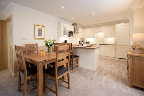 Dryburgh Steading One - kitchen and dining area