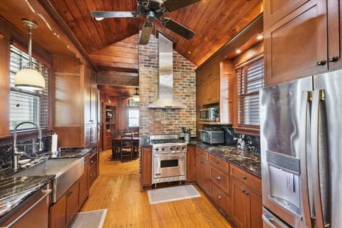 Modern stainless appliances are just the right touches to update this kitchen.