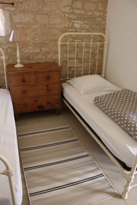 Twin bedroom
