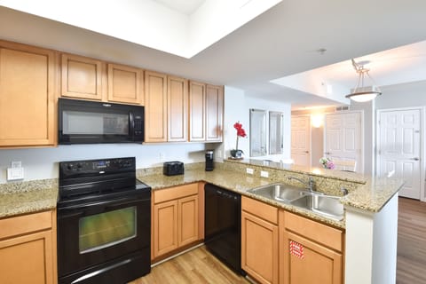 The Palms of Destin 2616 - Kitchen