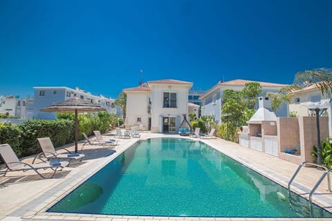 Protaras Jason Villa JV4, Lovely 4BDR Villa , Just a minute walk to Fig Tree Bay