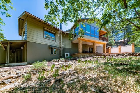 Welcome to The Epic Escheresque House w/AC on Cherry Hill!