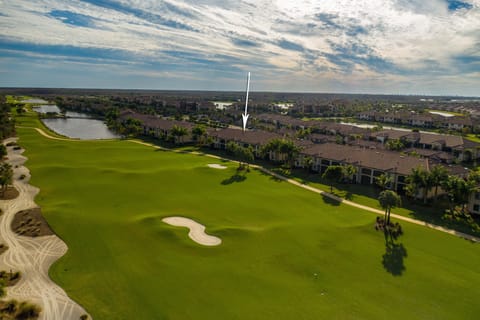 BN5414 - Bonita National's driving range and 18-hole championship golf course, designed by Gordon Lewis.