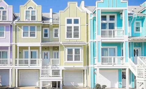 Tropical colored townhomes in Bermuda Bay 