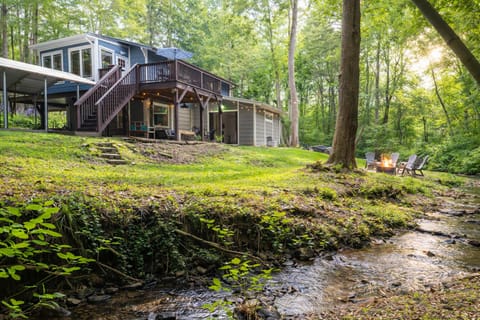 Welcome to Hooper's Creek Cottage