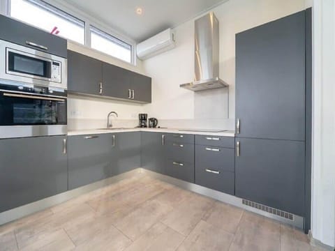 Countertop, Cabinetry, Furniture, Tap, Building, Kitchen, Kitchen Stove, Drawer, Wood, Sink