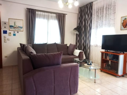 Living area 
Oceanis Suite