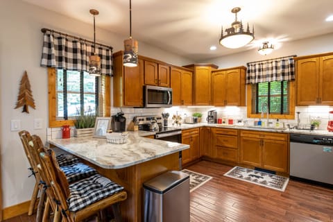 Bar Top seating for 4 in the spacious kitchen